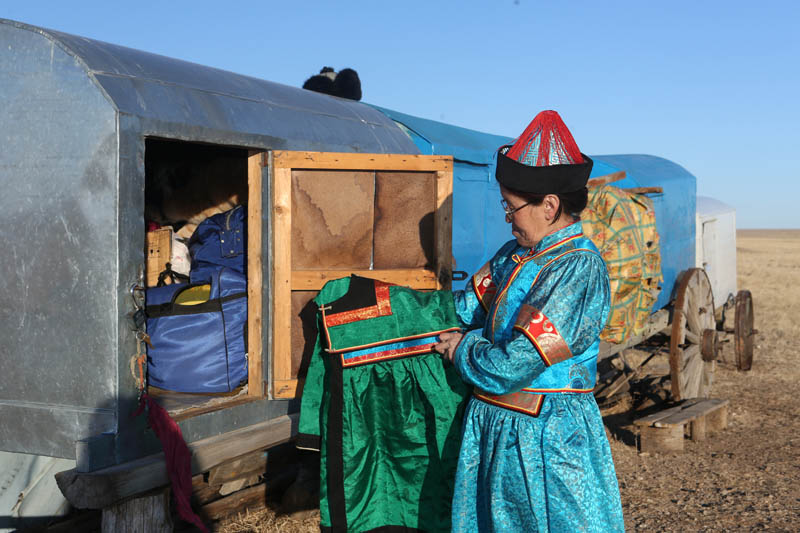 mongolia ethnic groups 